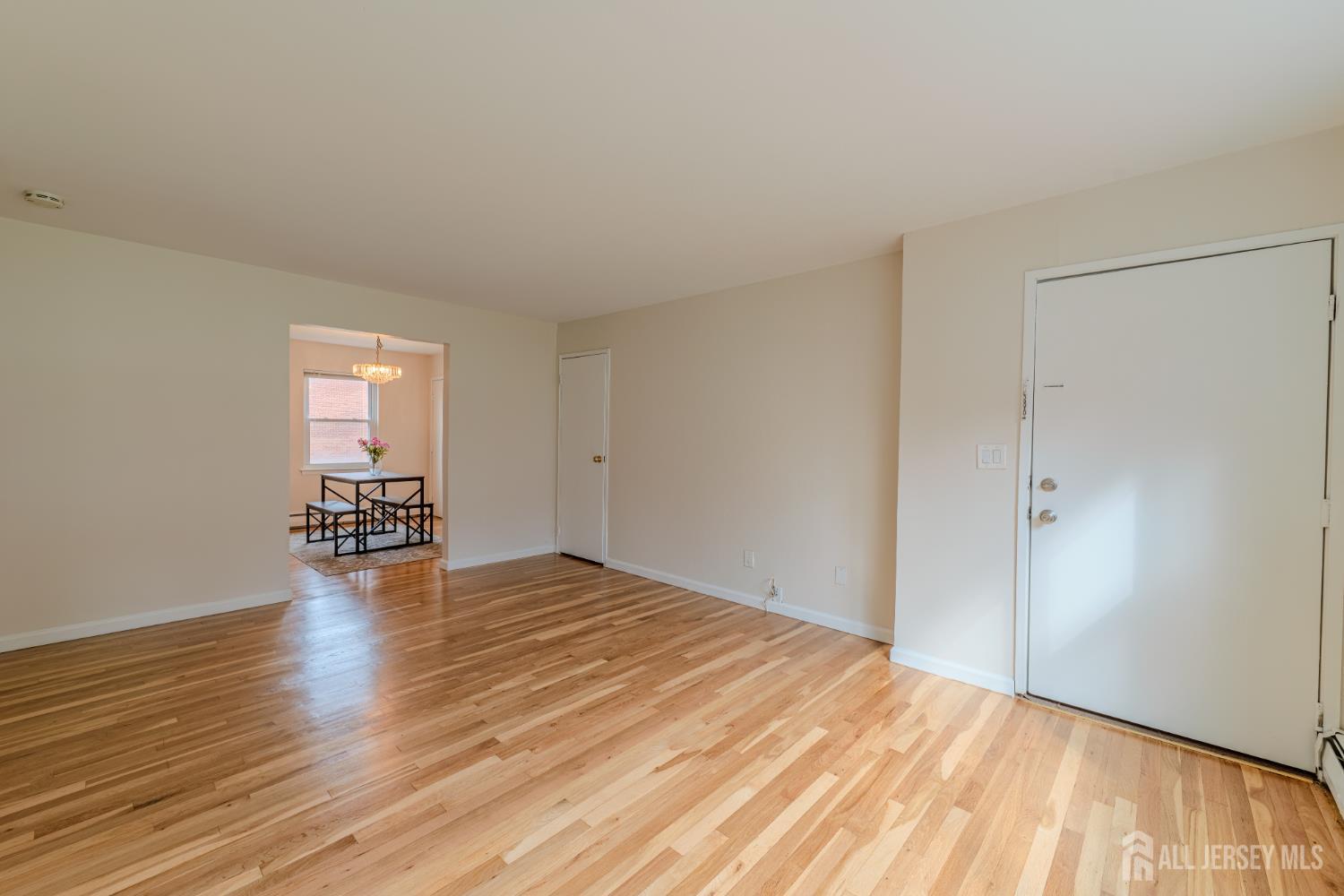 66 Fox Road Edison NJ 08817