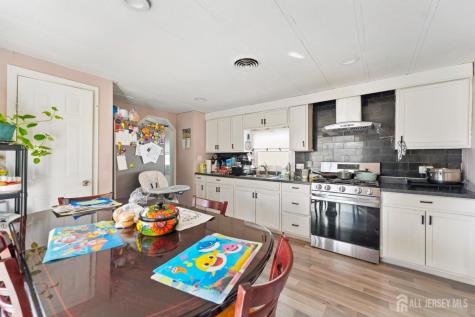 24 Whitman Road North Brunswick NJ 08902