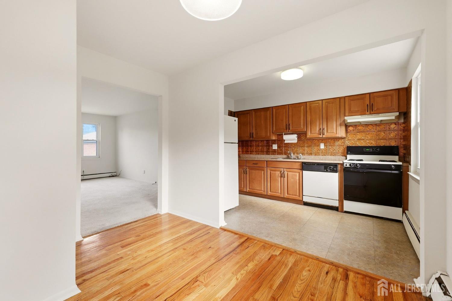 21 York Drive Edison NJ 08817