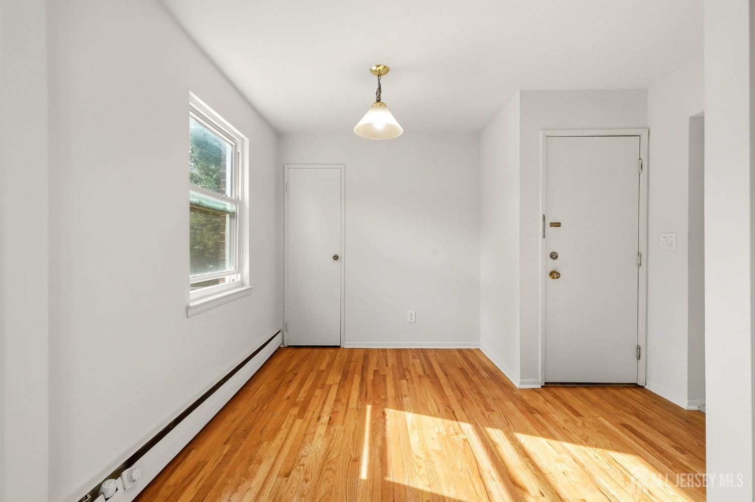 21 York Drive Edison NJ 08817