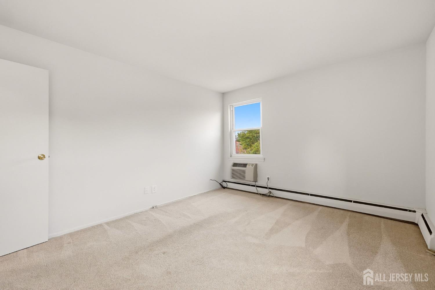 21 York Drive Edison NJ 08817