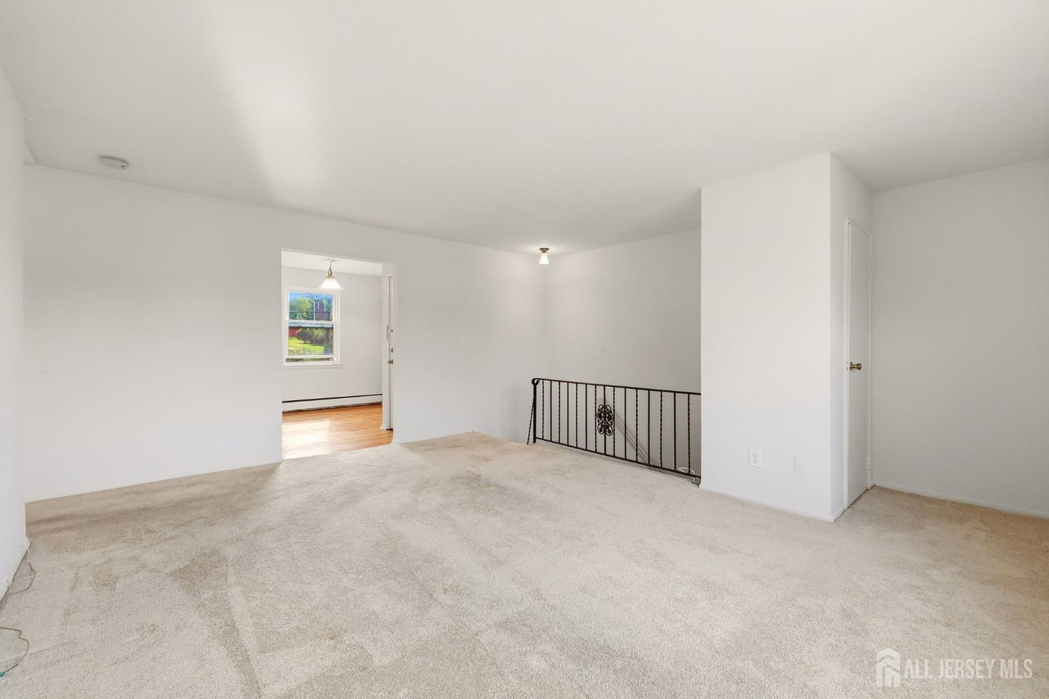 21 York Drive Edison NJ 08817