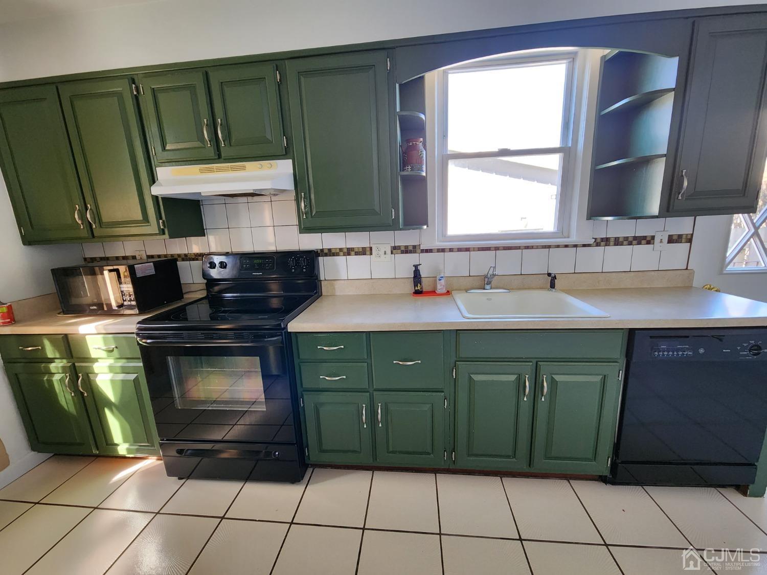 4271 Route 27 Franklin NJ 08540