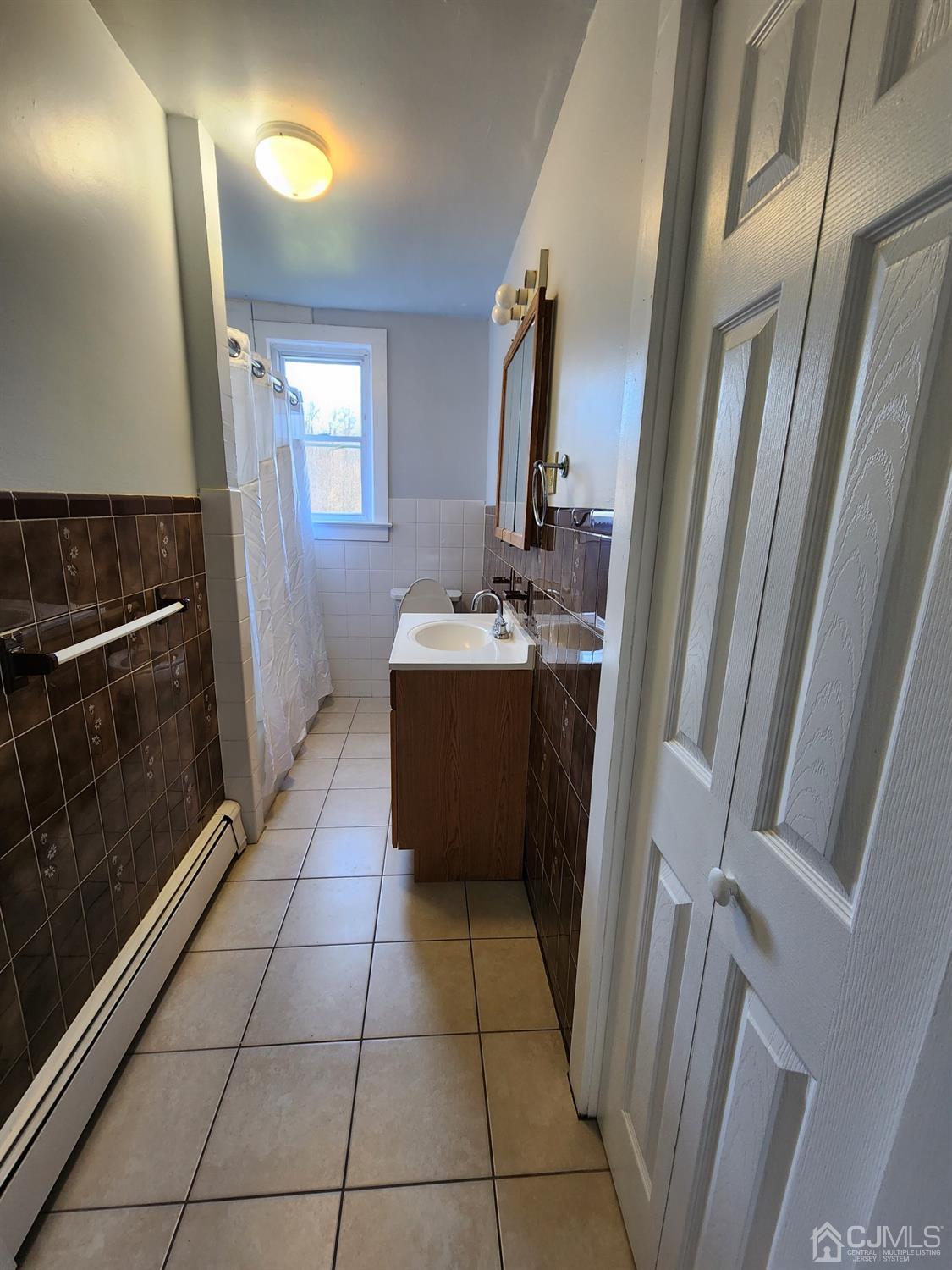 4271 Route 27 Franklin NJ 08540