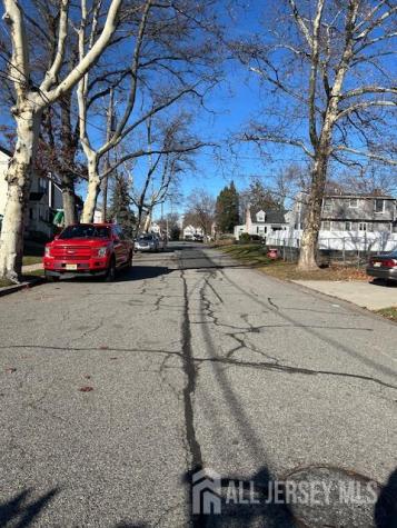 16 Ridge Avenue Sayreville NJ 08872