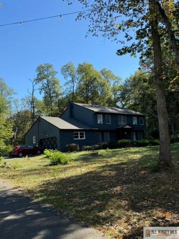 123 Applegarth Road Monroe NJ 08831