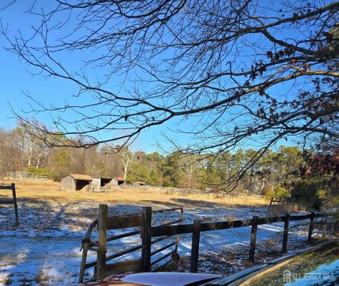 16 Hidden Pines Drive Millstone NJ 08510