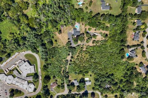 2 Rossi Drive Clinton Town NJ 08809