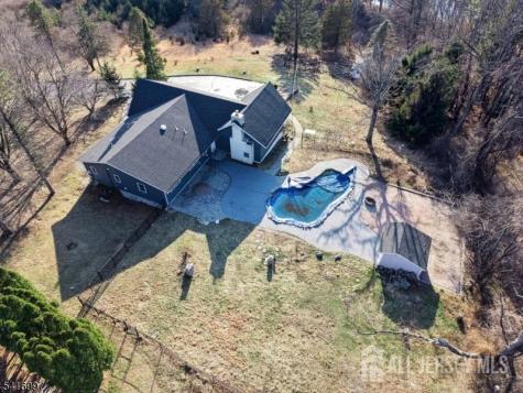 2 Rossi Drive Clinton Town NJ 08809