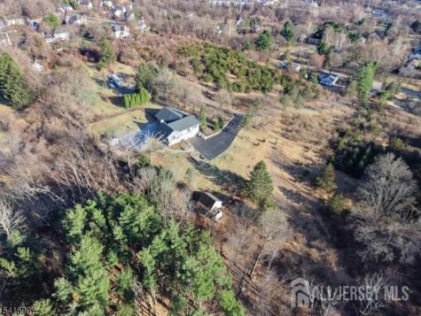 2 Rossi Drive Clinton Town NJ 08809