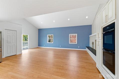 2 Rossi Drive Clinton Town NJ 08809