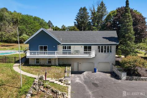 2 Rossi Drive Clinton Town NJ 08809