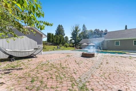 2 Rossi Drive Clinton Town NJ 08809