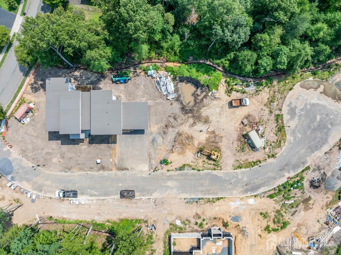 8 Winthrop Court East Brunswick NJ 08816