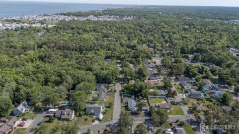 22 Walnut Street Ocean Twp NJ 08758