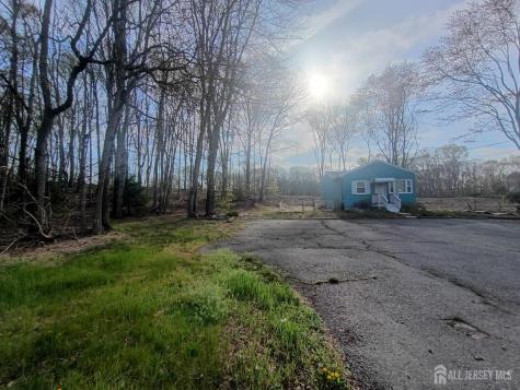 90 Springhill Road Old Bridge NJ 07747