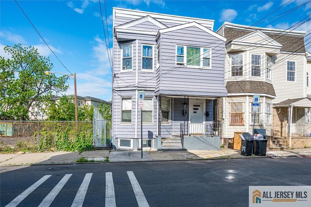 37 Blum Street Newark NJ 07103