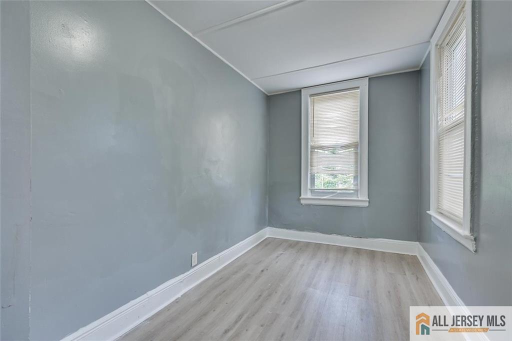 37 Blum Street Newark NJ 07103