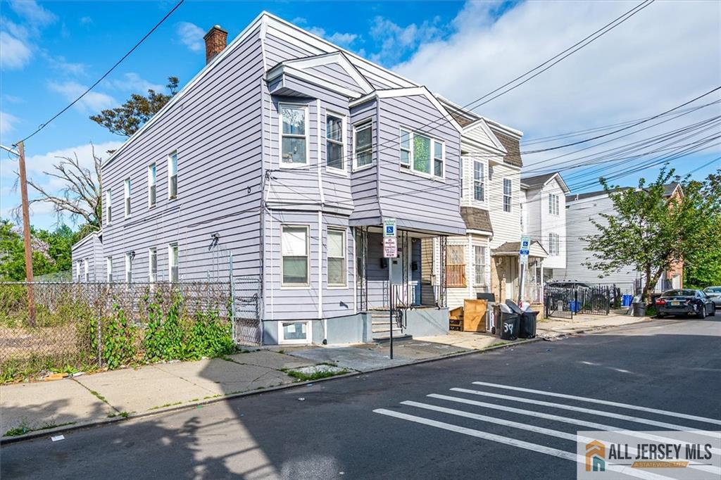 37 Blum Street Newark NJ 07103