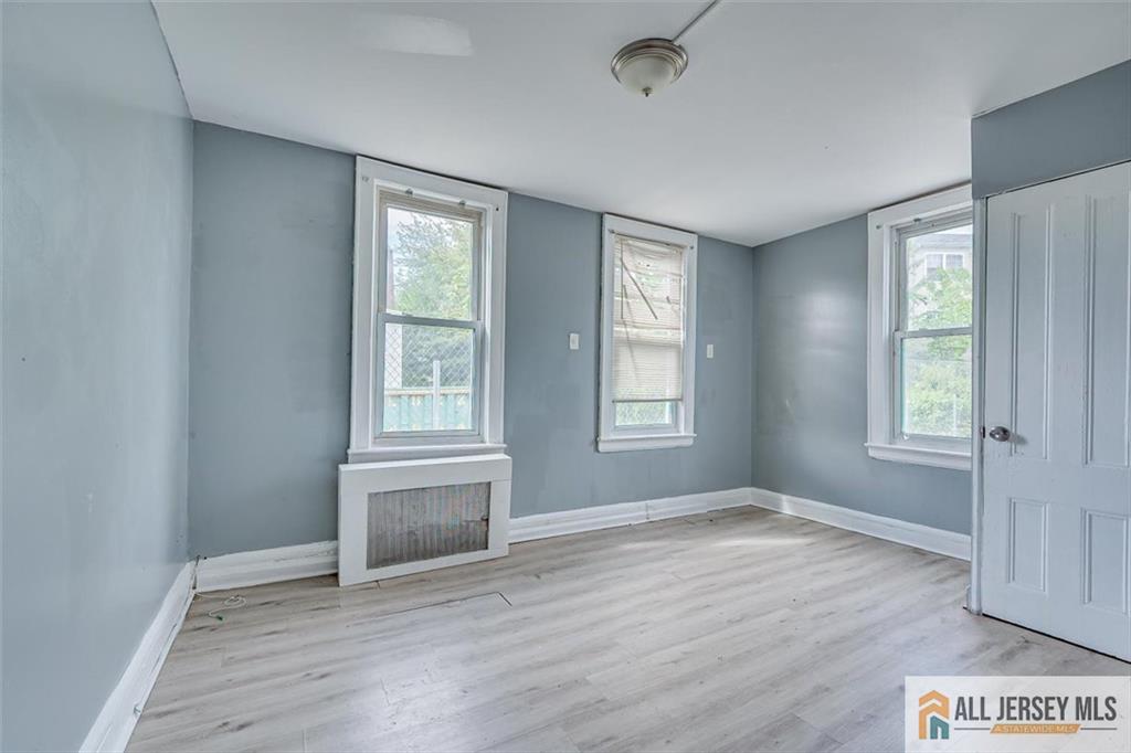 37 Blum Street Newark NJ 07103