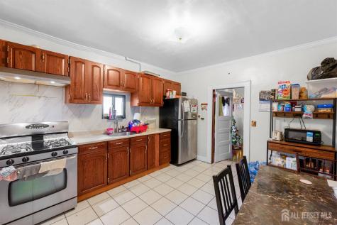 113 2nd Street Elizabeth NJ 07206