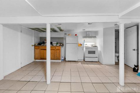 113 2nd Street Elizabeth NJ 07206