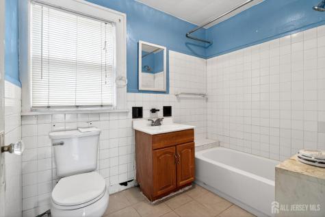 126 Jones Avenue New Brunswick NJ 08901