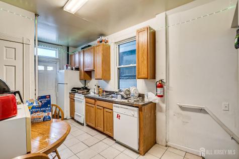 93 Easton Avenue New Brunswick NJ 08901