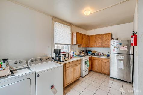 93 Easton Avenue New Brunswick NJ 08901