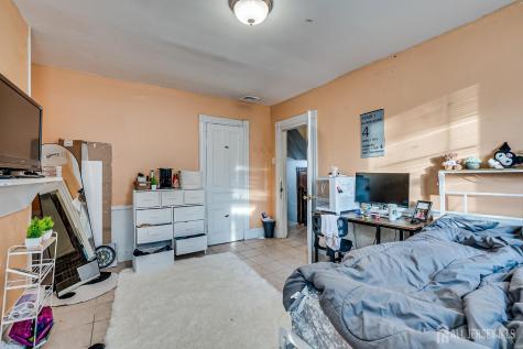 93 Easton Avenue New Brunswick NJ 08901