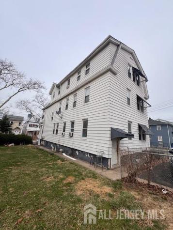 186 Linden Avenue Irvington NJ 07111