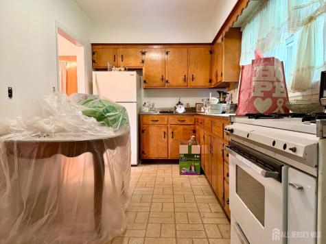 528-530 Leffert Street South Amboy NJ 08879