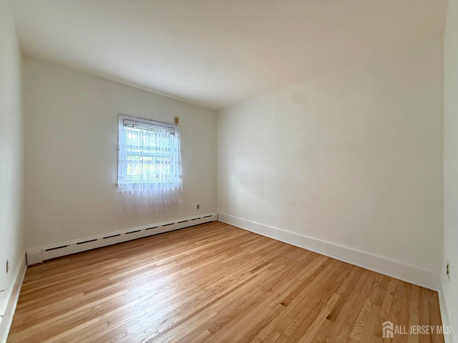 528-530 Leffert Street South Amboy NJ 08879