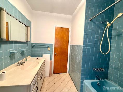 528-530 Leffert Street South Amboy NJ 08879
