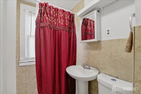 72 Pulaski Avenue Carteret NJ 07008