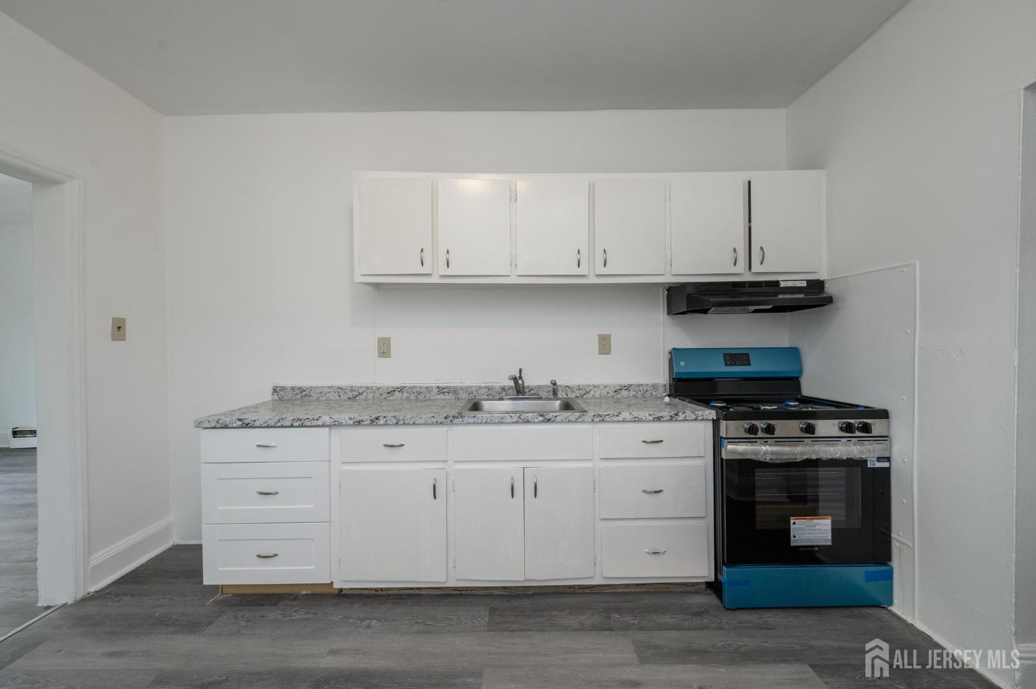 922 Amboy Avenue Perth Amboy NJ 08861