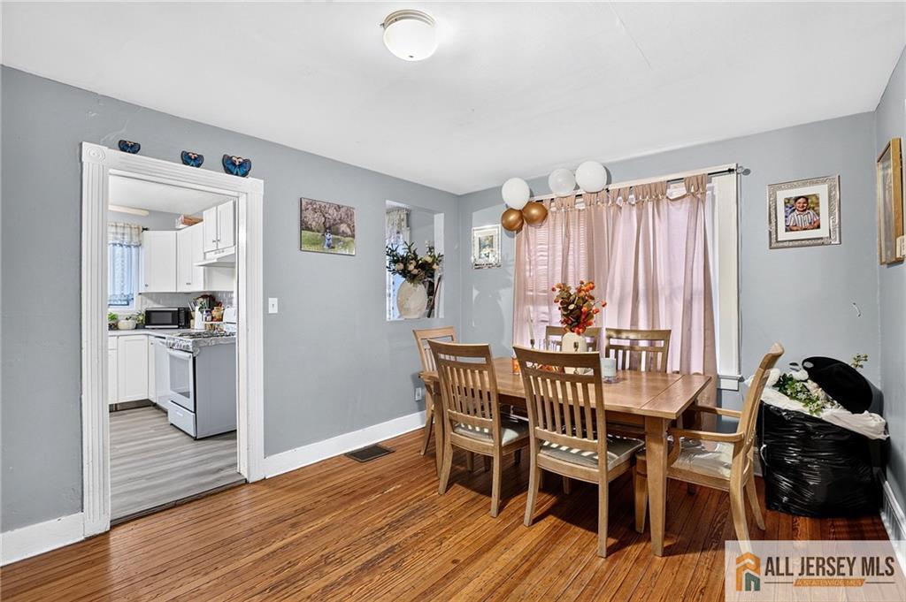 0-319-321 Runyon Avenue Middlesex NJ 08846