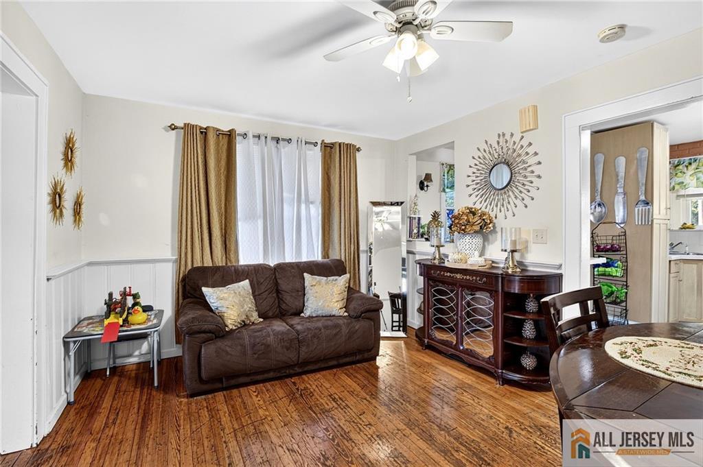 0-319-321 Runyon Avenue Middlesex NJ 08846