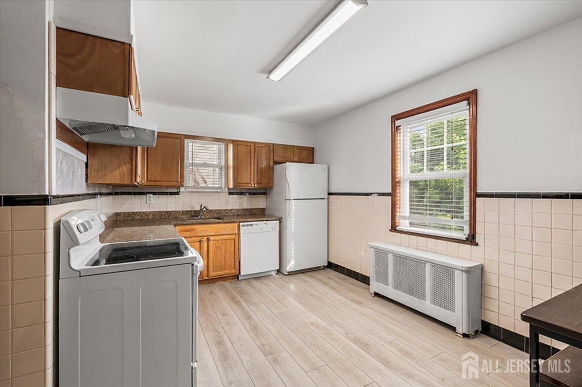 125 Lincoln Avenue Carteret NJ 07008