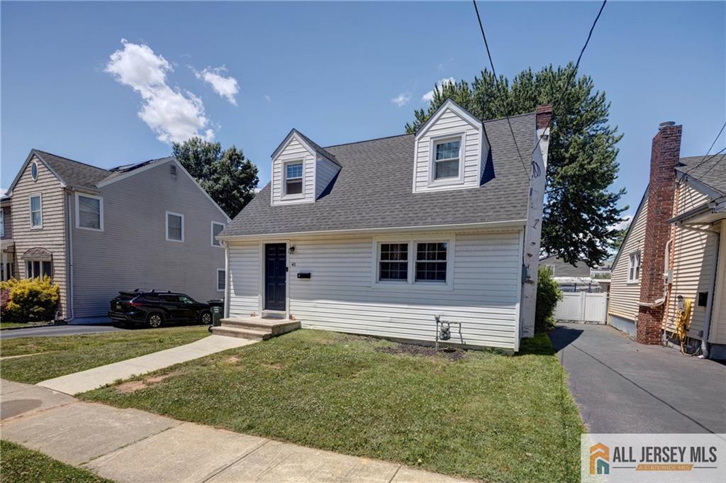 41 Paul Street Fords NJ 08863