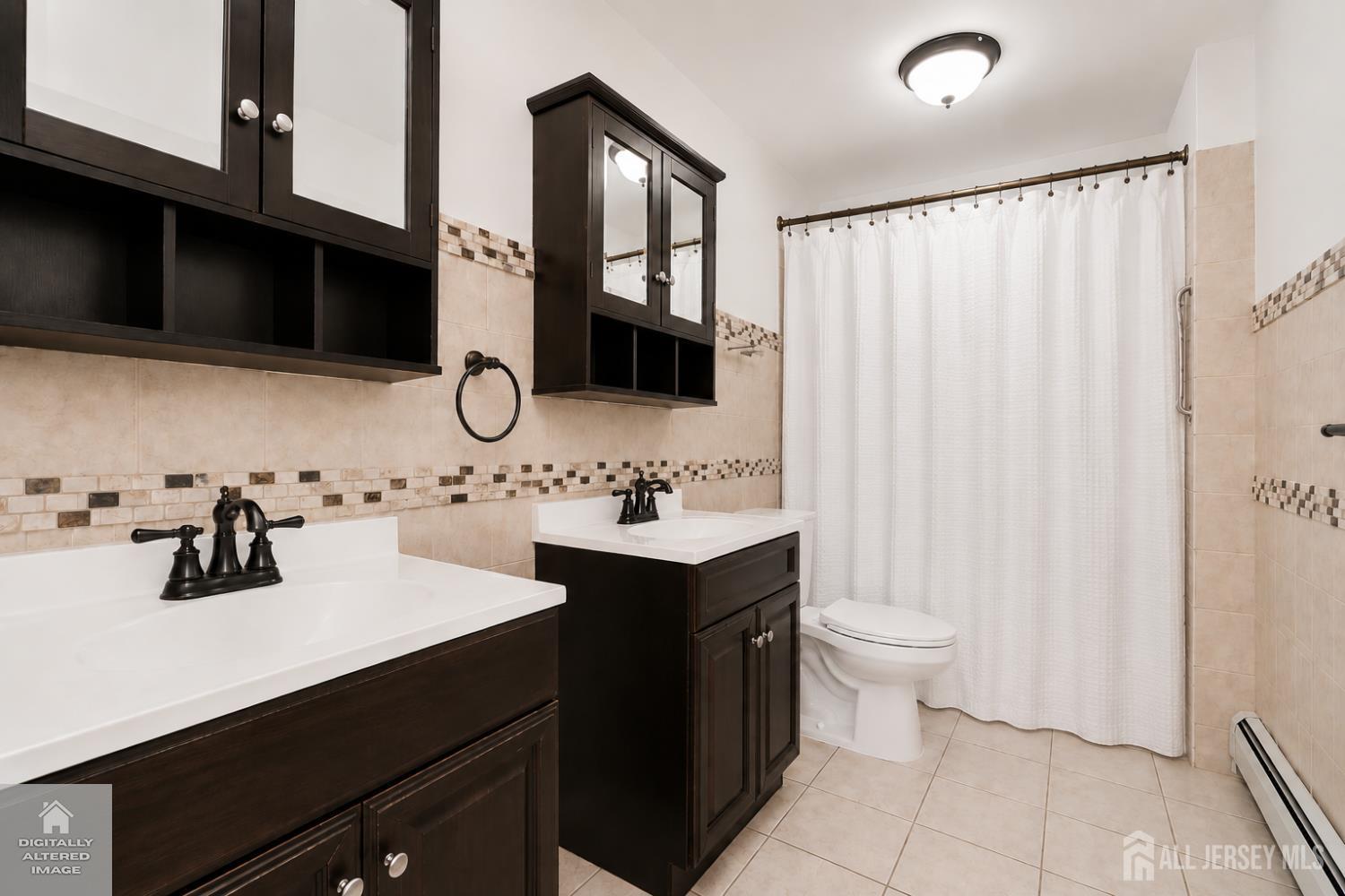 21 Gladstone Avenue Newark NJ 07106