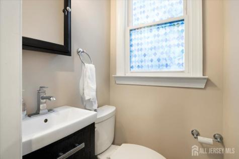 111 Center Street Metuchen NJ 08840