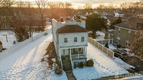 111 Center Street Metuchen NJ 08840