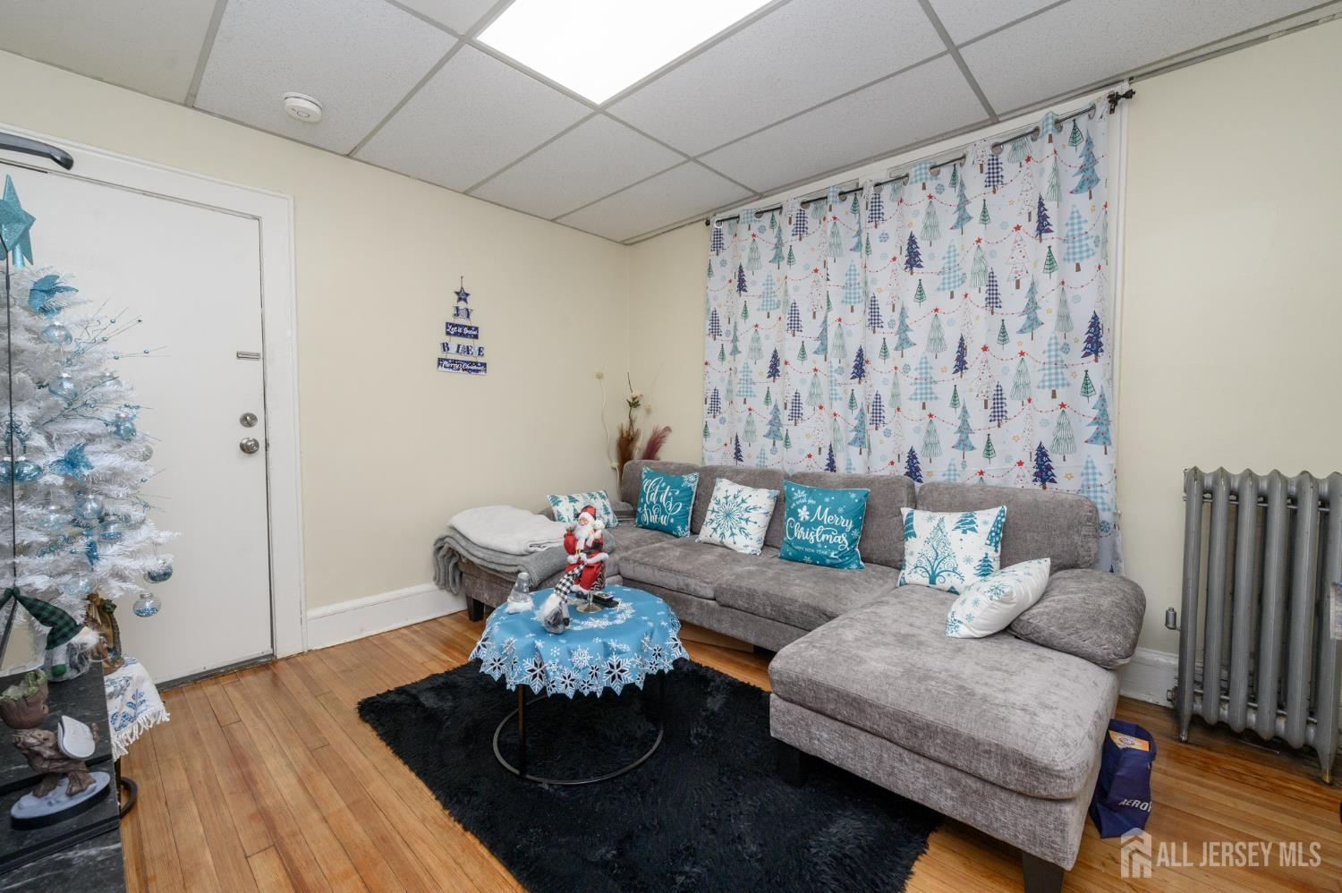 427-429 N 12th Street N Newark NJ 07107
