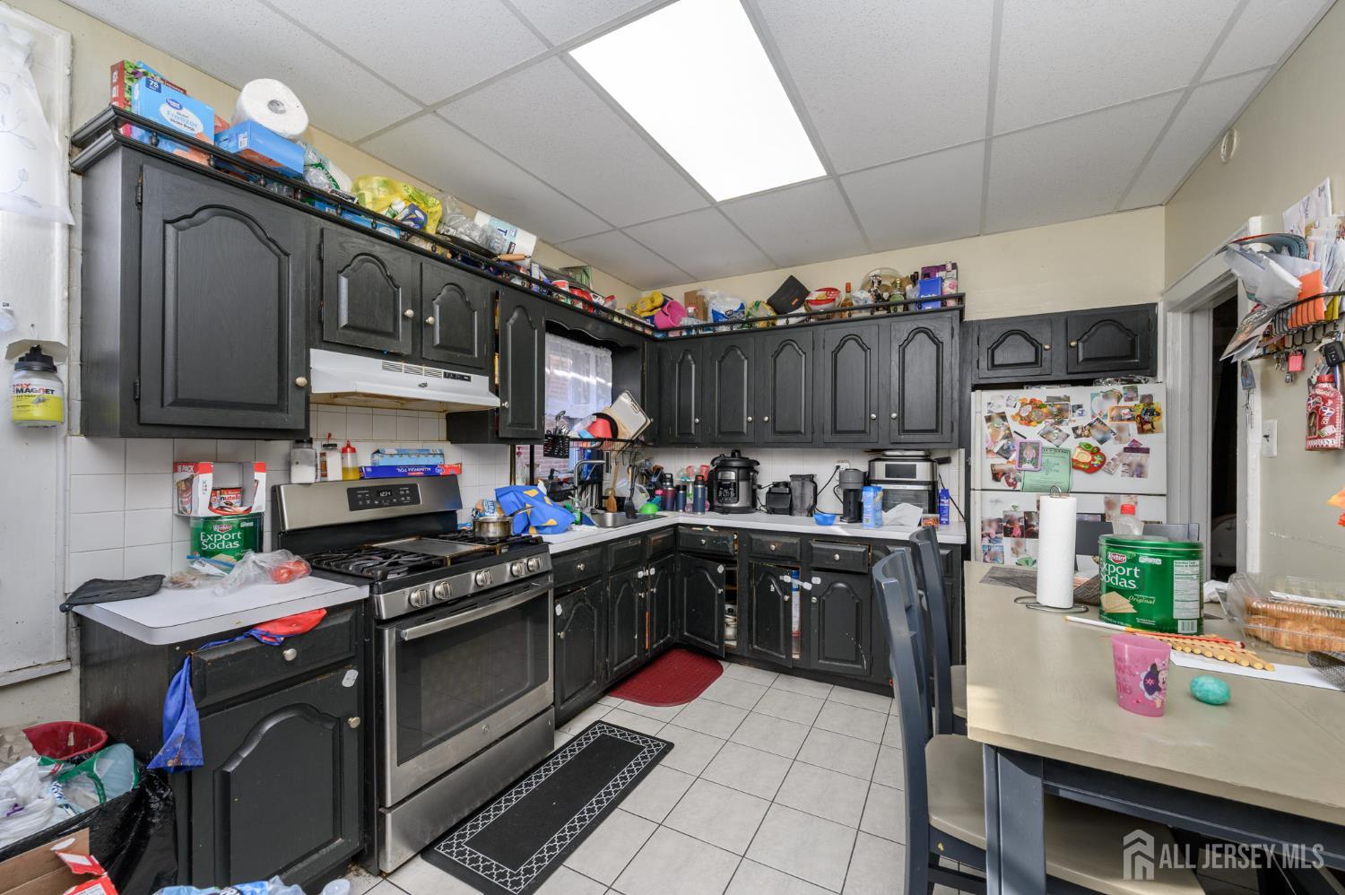 427-429 N 12th Street N Newark NJ 07107