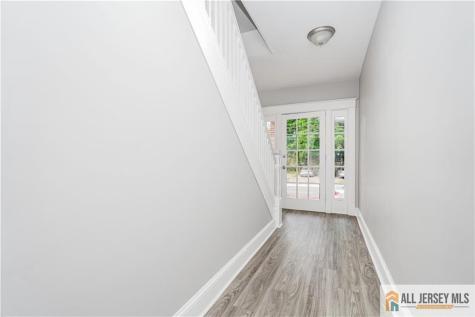 105 Louis Street New Brunswick NJ 08901
