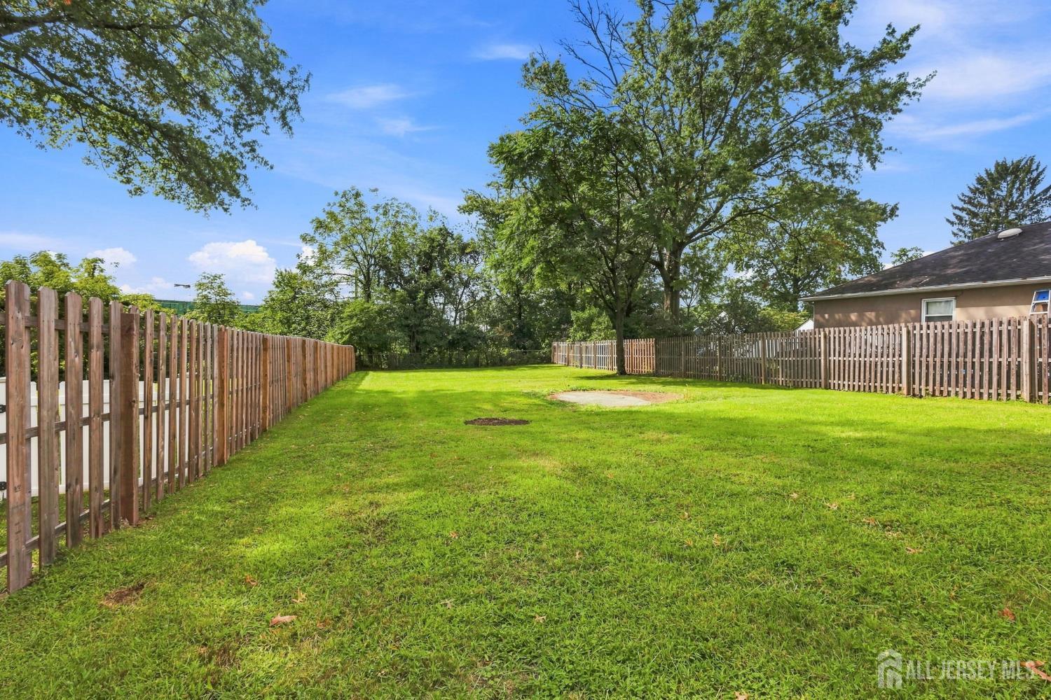 33 Willow Avenue Iselin NJ 08830