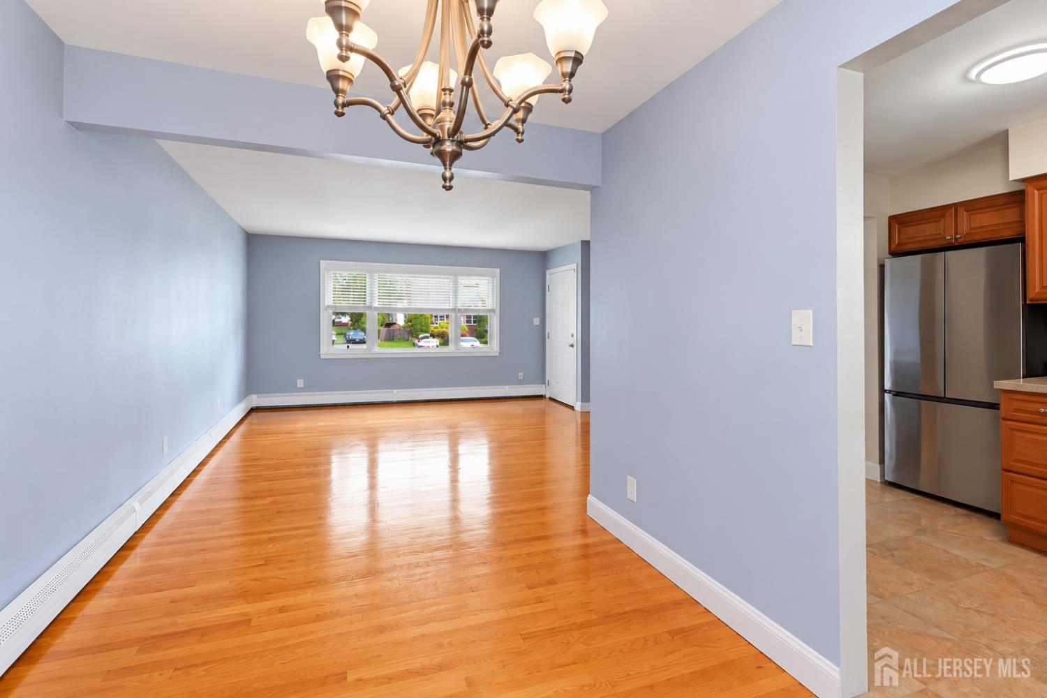 33 Willow Avenue Iselin NJ 08830