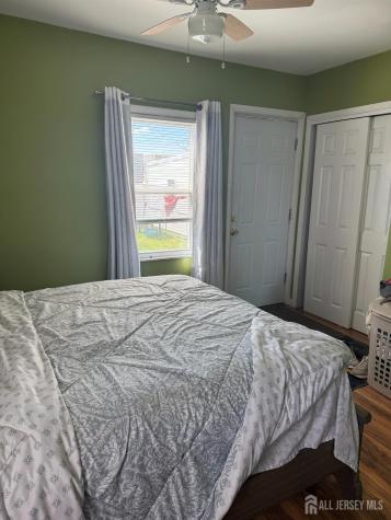 31 Edwin Street Carteret NJ 07008