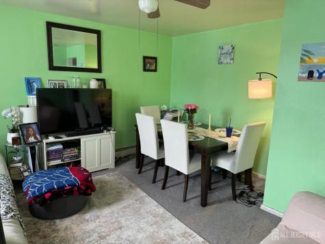 31 Edwin Street Carteret NJ 07008